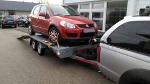 Lerobbant autó mentése Pest vármegyében